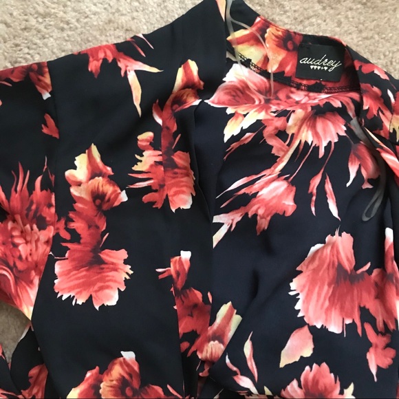 Floral Kimono Coverup - Picture 3 of 3